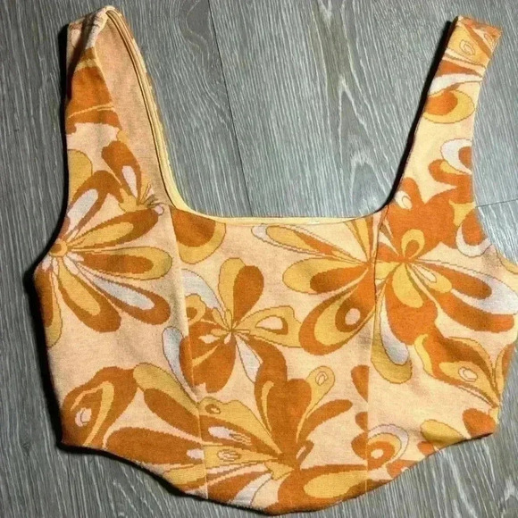 🔥🔥Zara yellow & orange crop top - Picture 2 of 5